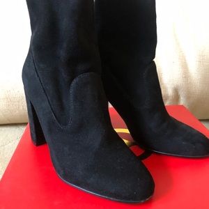 “Wishbone” stretch suede black booty